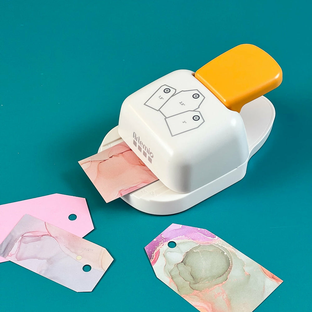 Stanze 3 in 1 für Etiketten Gerade Ecken von Artemio