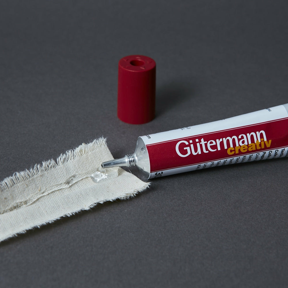 Textilkleber Ht2 30 g. Güterman (1)