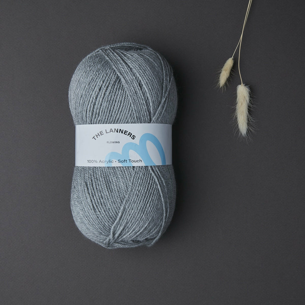 Wollknäuel Flowing Light Grey 299 The Lanners