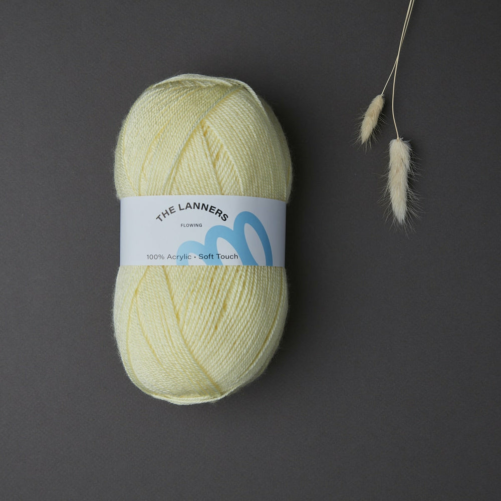 Wollknäuel Flowing Powder Yellow 560 The Lanners