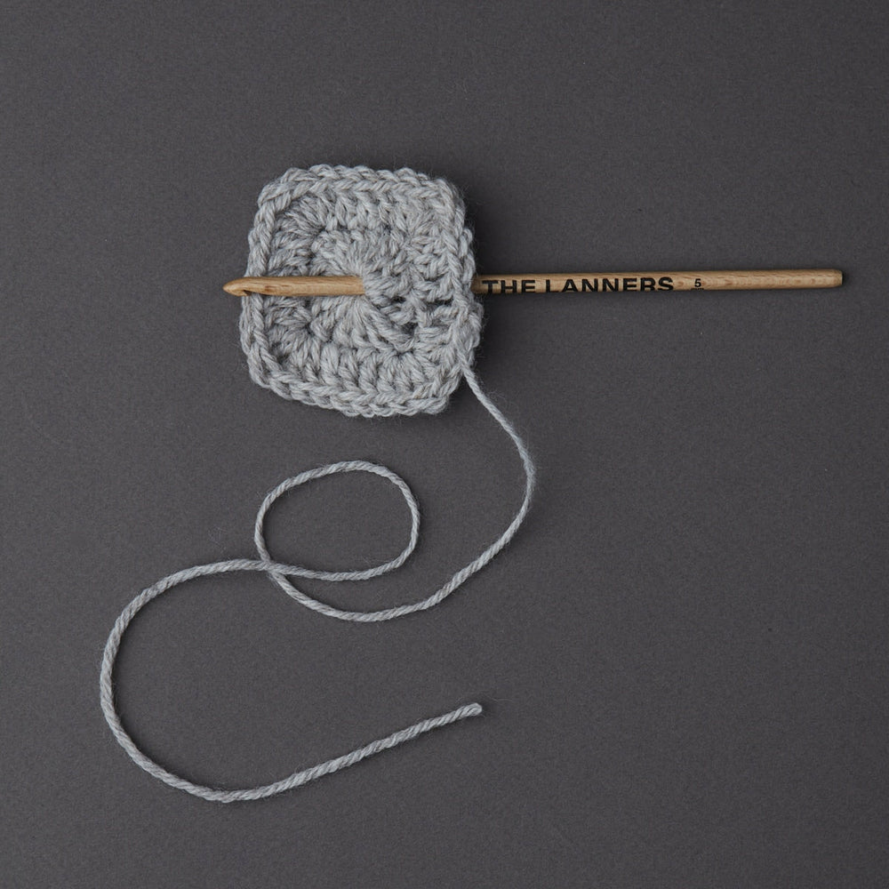 Wollknäuel Serendipity Light Taupe 700 The Lanners (1)