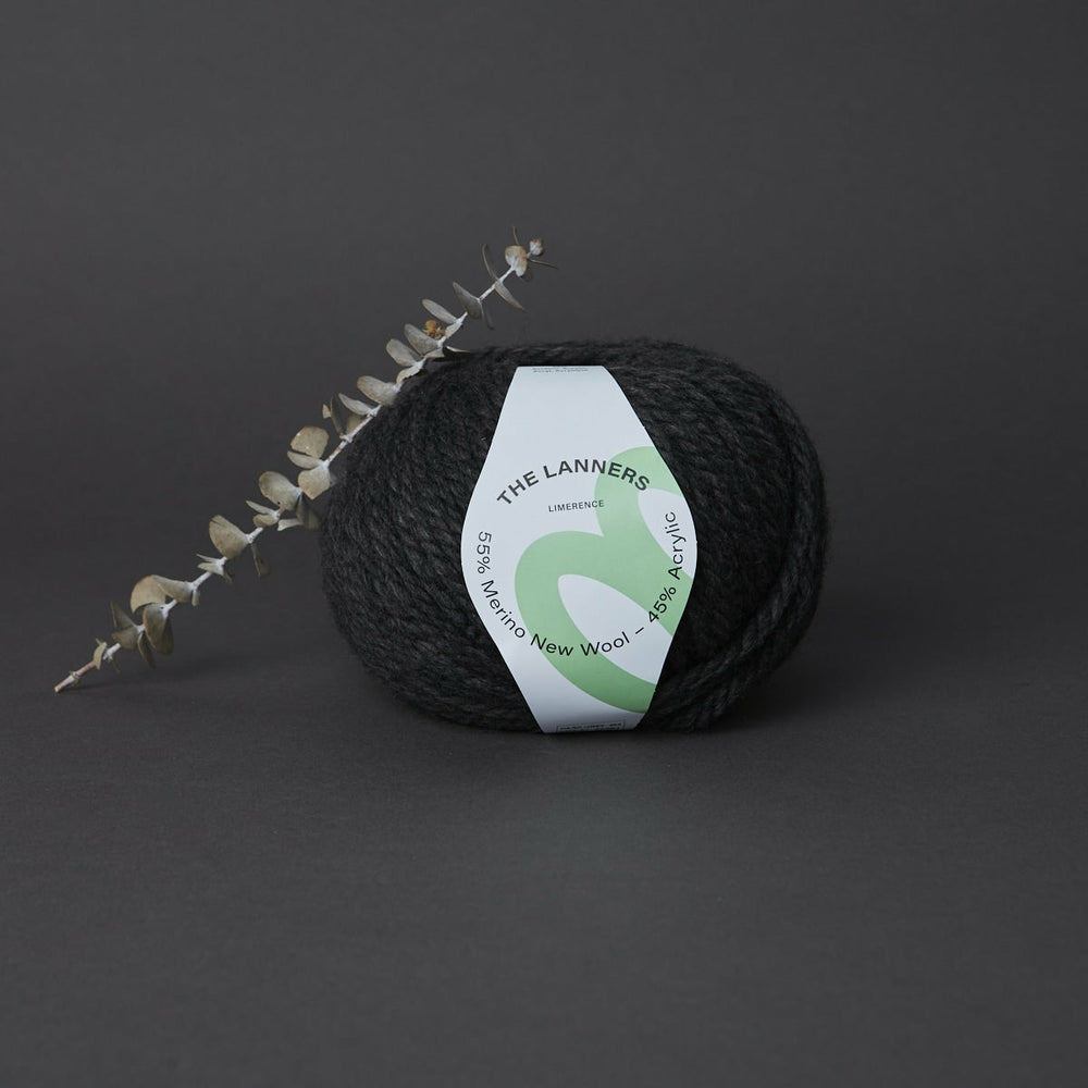Wollknäuel Limerence Med Grey 296 The Lanners