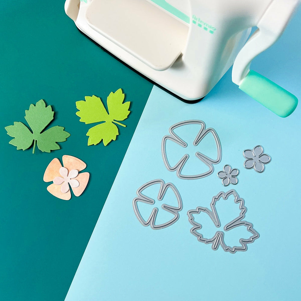Mini-Stanzform aus Metall in Form einer Blume 3 Stück (1)