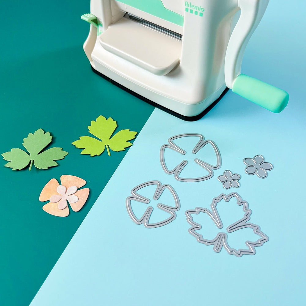 Mini-Stanzform aus Metall in Form einer Blume 3 Stück