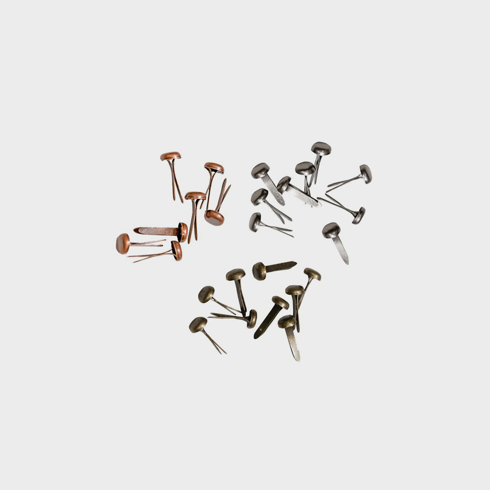Set mit 99 Bindern aus Metall